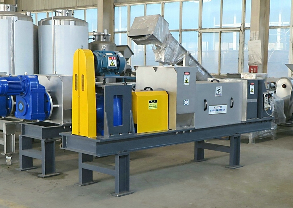 螺旋擠壓脫水機在柑橘渣處理行業(yè)應(yīng)用